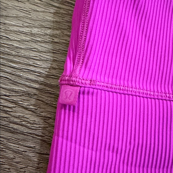 Lululemon Reversible Power Pivot Ribbed Tank Top - Picture 8 of 8